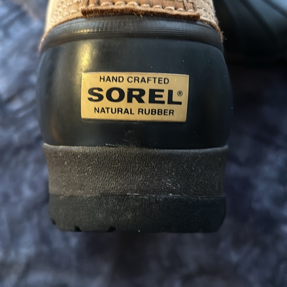 Sorel Caribou boots hardly worn size 9 lace up - Picture 4 of 8